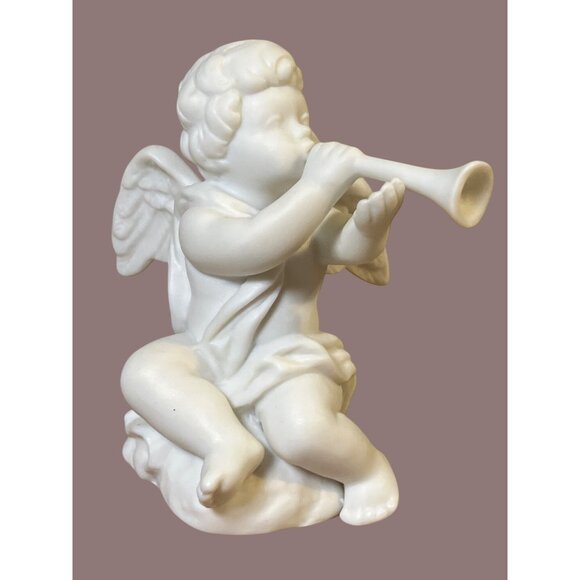 Avon Nativity Collectibles The Cherub Porcelain Figurine - Picture 10 of 13